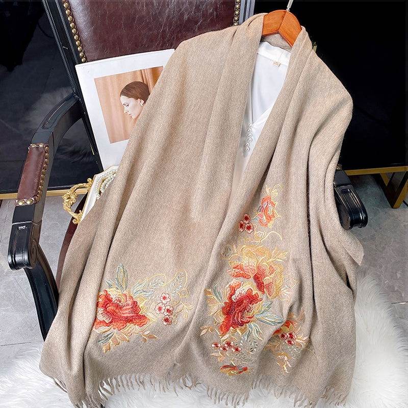 Embroidery 100% Pure Cashmere Scarf Elegant Floral Design 200x60 cm - Image 4