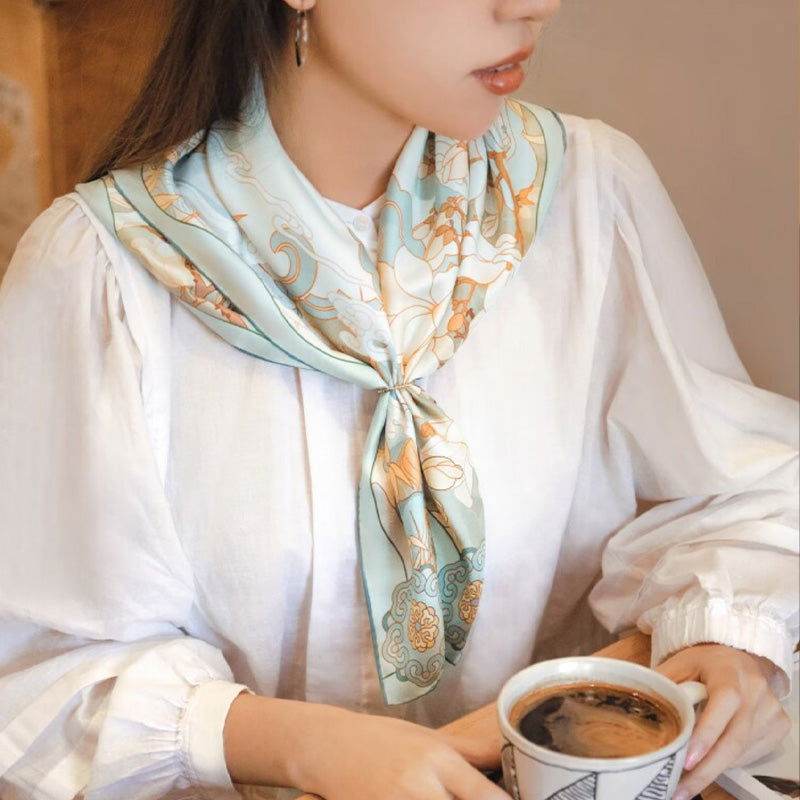 Mulberry Silk 14 Momme Square Scarf Luxury Accessory 63.5x63.5 cm - Image 4