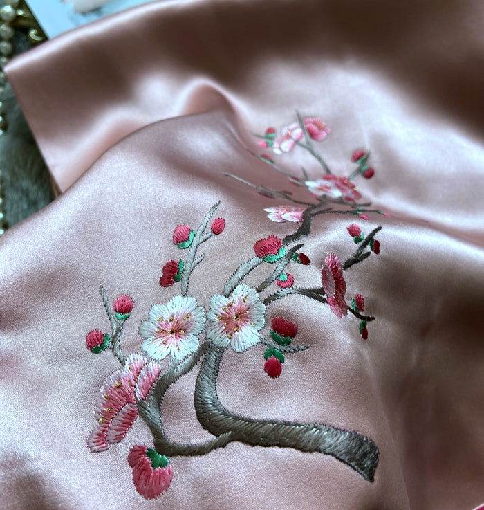 Handmade Su Embroidery 16 Momme Silk Scarf 155x35cm - Image 7