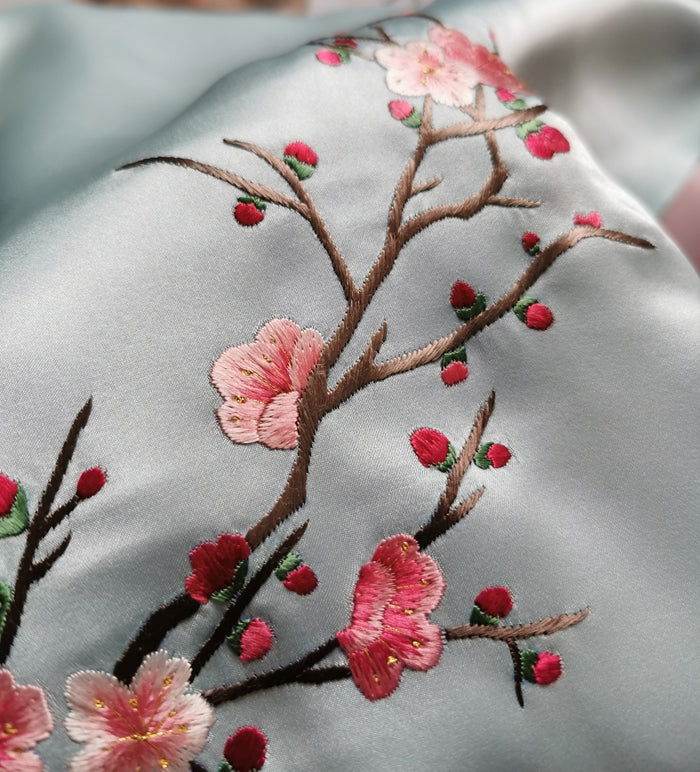 Handmade Su Embroidery 16 Momme Silk Scarf 155x35cm - Image 11