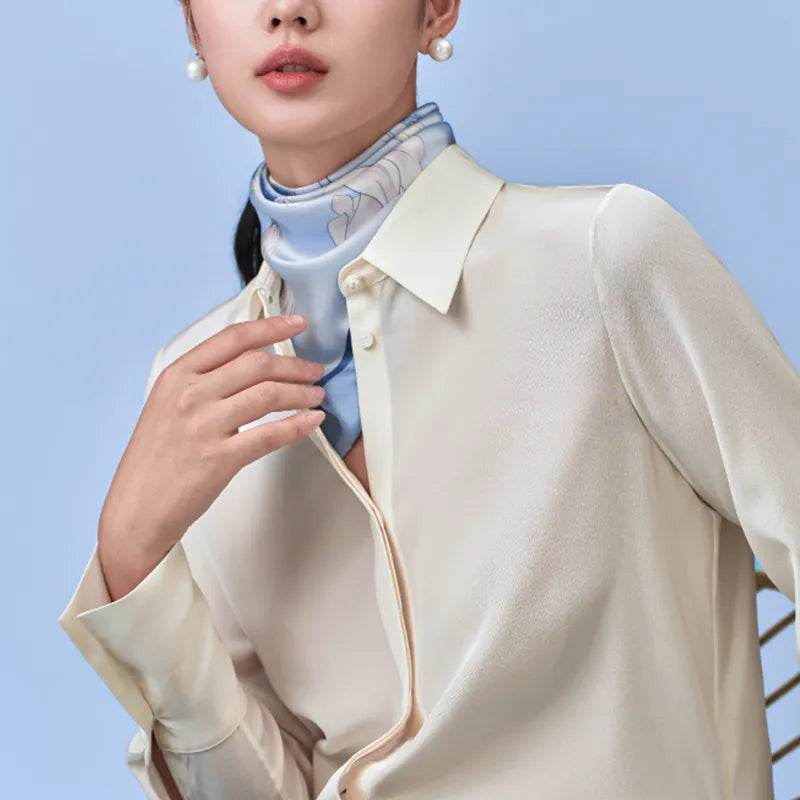 100% Mulberry Silk Summer Lily Square Scarf 70 x 70 Cm - Image 4