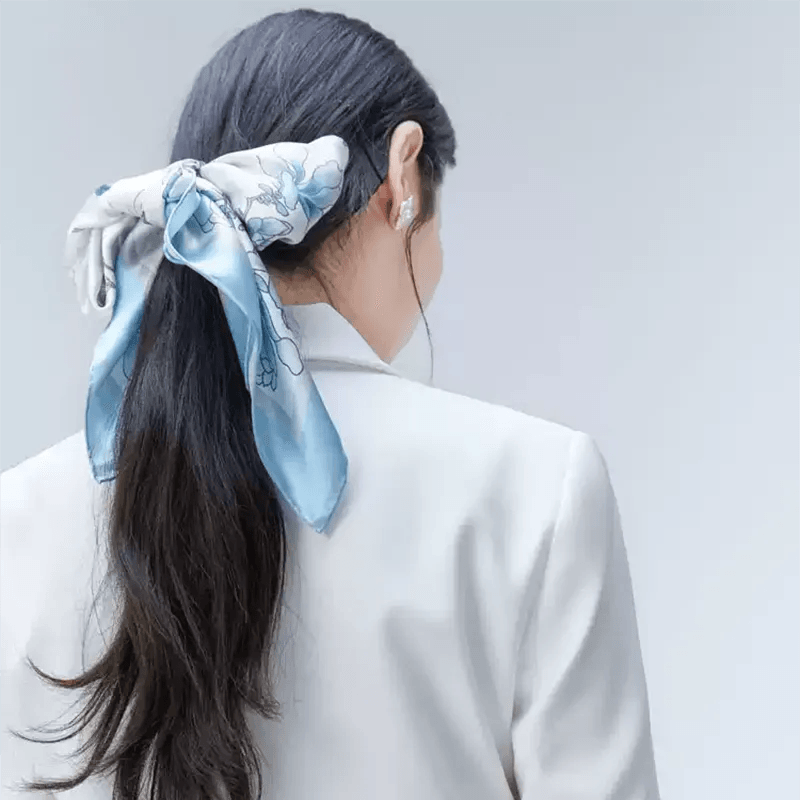 Mulberry Silk 16 Momme Square Scarf Magnolia Blossom Design 68 x 68 Cm - Image 5